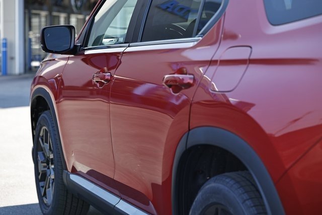 New 2025 Honda Pilot Touring image 10