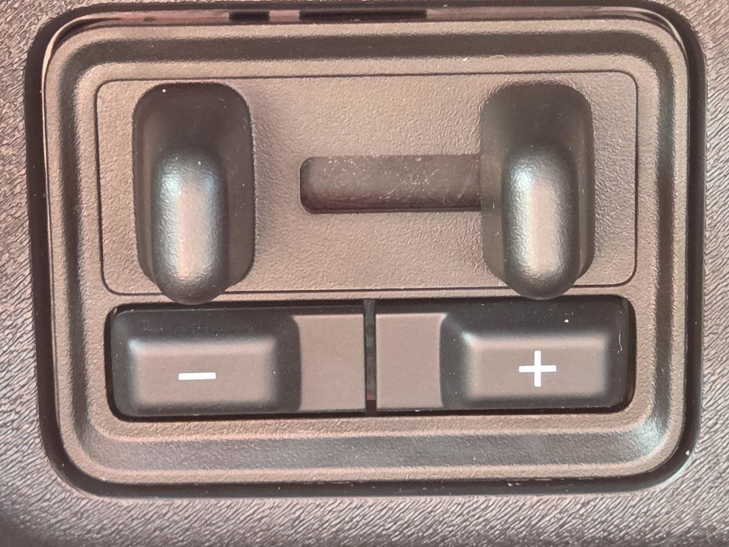 Used 2025 Ford Expedition Active AWD/4WD image 24
