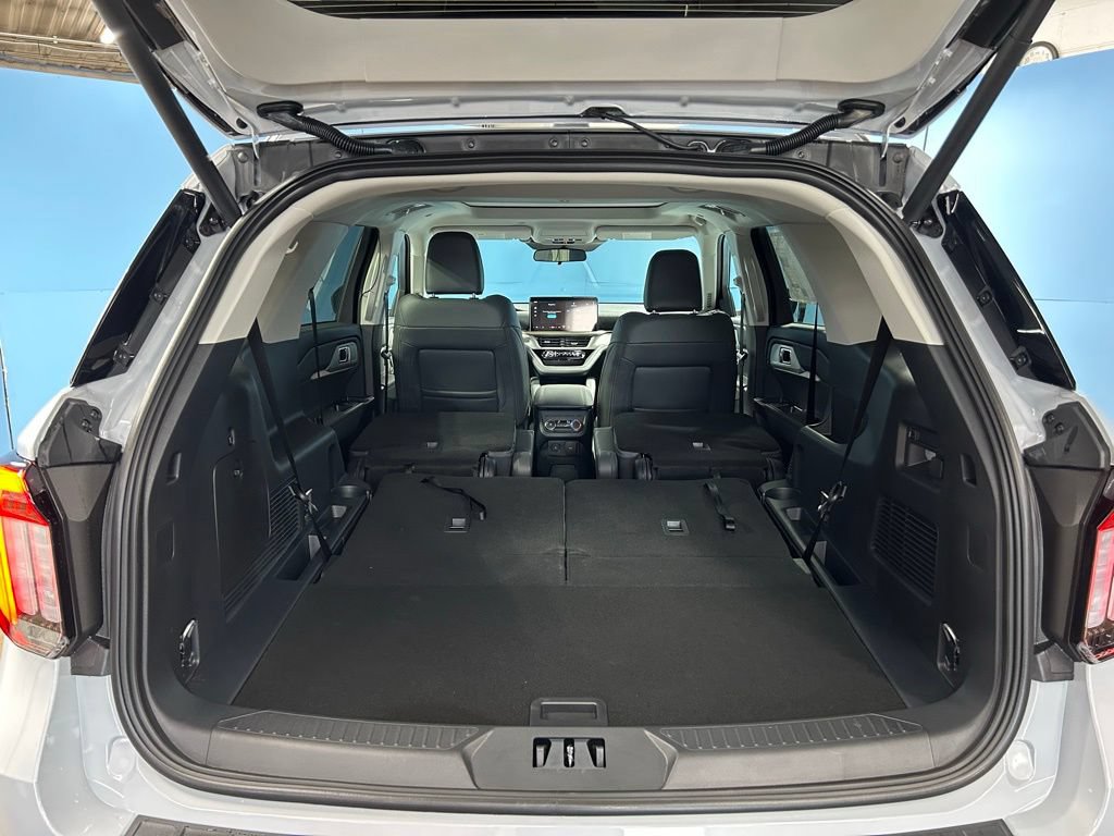 New 2026 Ford Explorer Active w/ Active Comfort Package AWD/4WD image 42