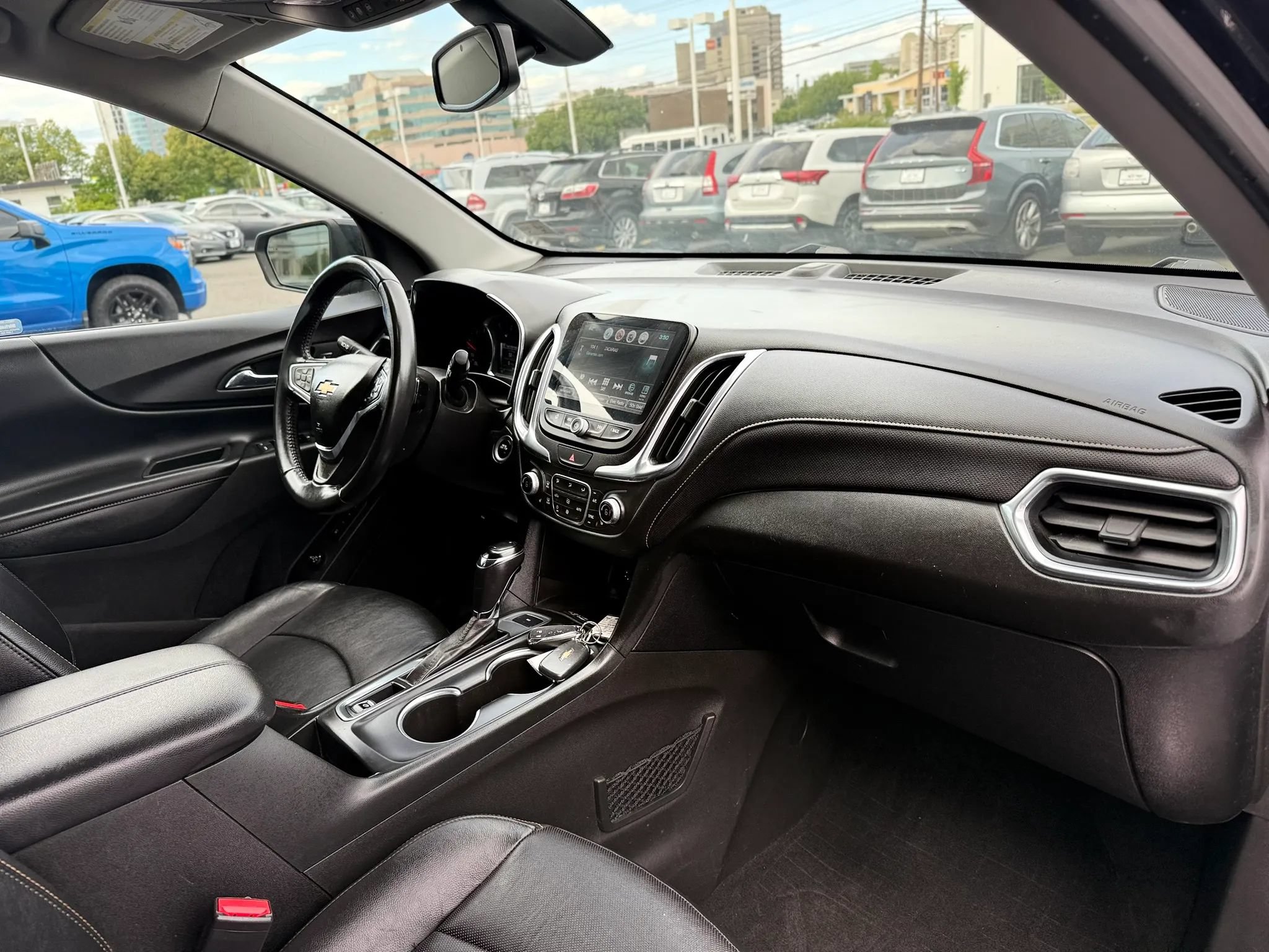 Used 2018 Chevrolet Equinox Premier AWD/4WD image 37