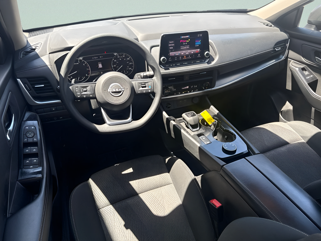 Used 2024 Nissan Rogue SV AWD/4WD image 11