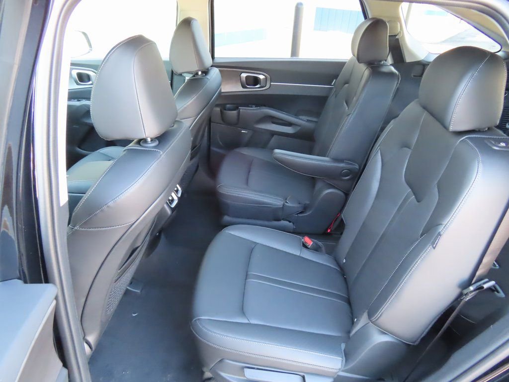 New 2026 Kia Sorento X-Line EX image 24