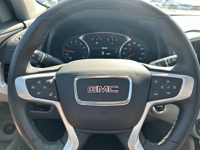 Used 2023 GMC Terrain SLT w/ Tech Package AWD/4WD image 31