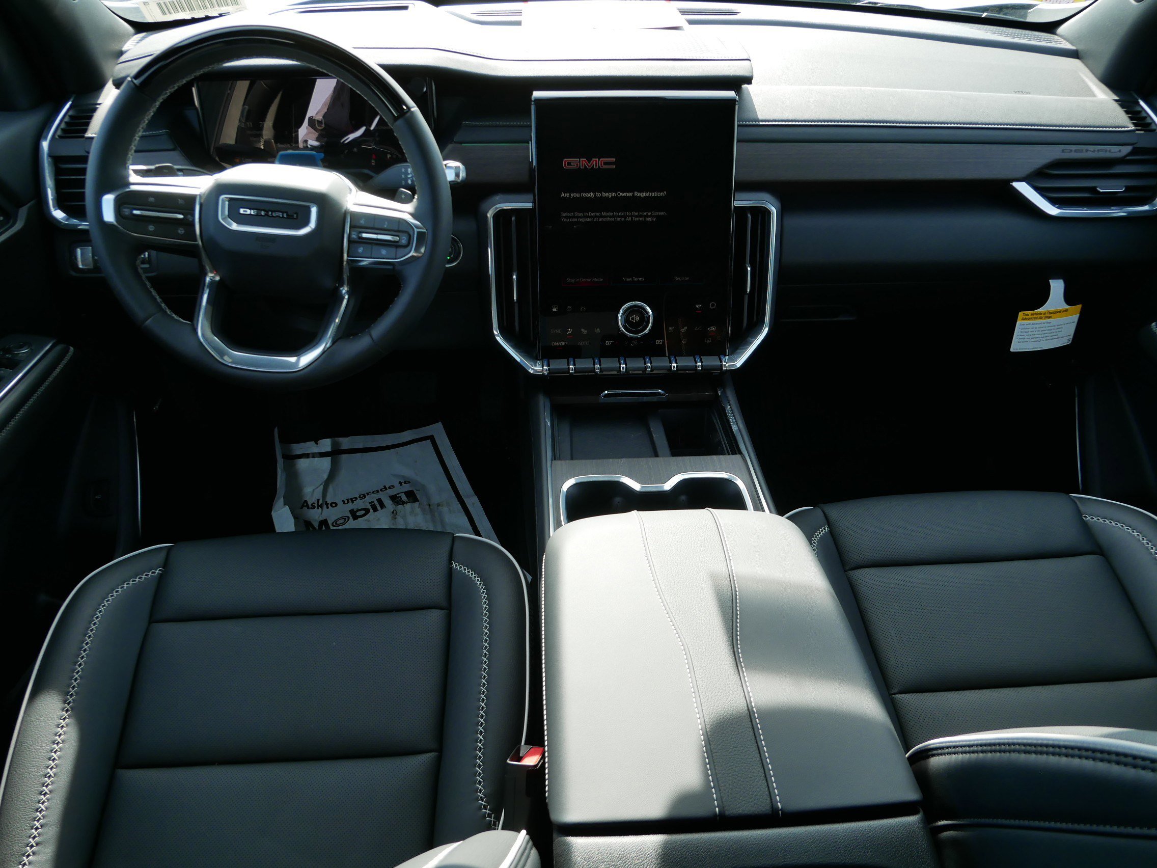 New 2026 GMC Acadia Denali w/ Super Cruise Package image 6