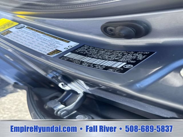Used 2021 Toyota Corolla LE w/ LE Convenience Package FWD image 19