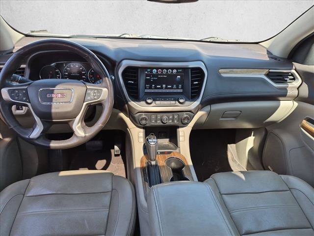 Used 2017 GMC Acadia Denali w/ Technology Package AWD/4WD image 15