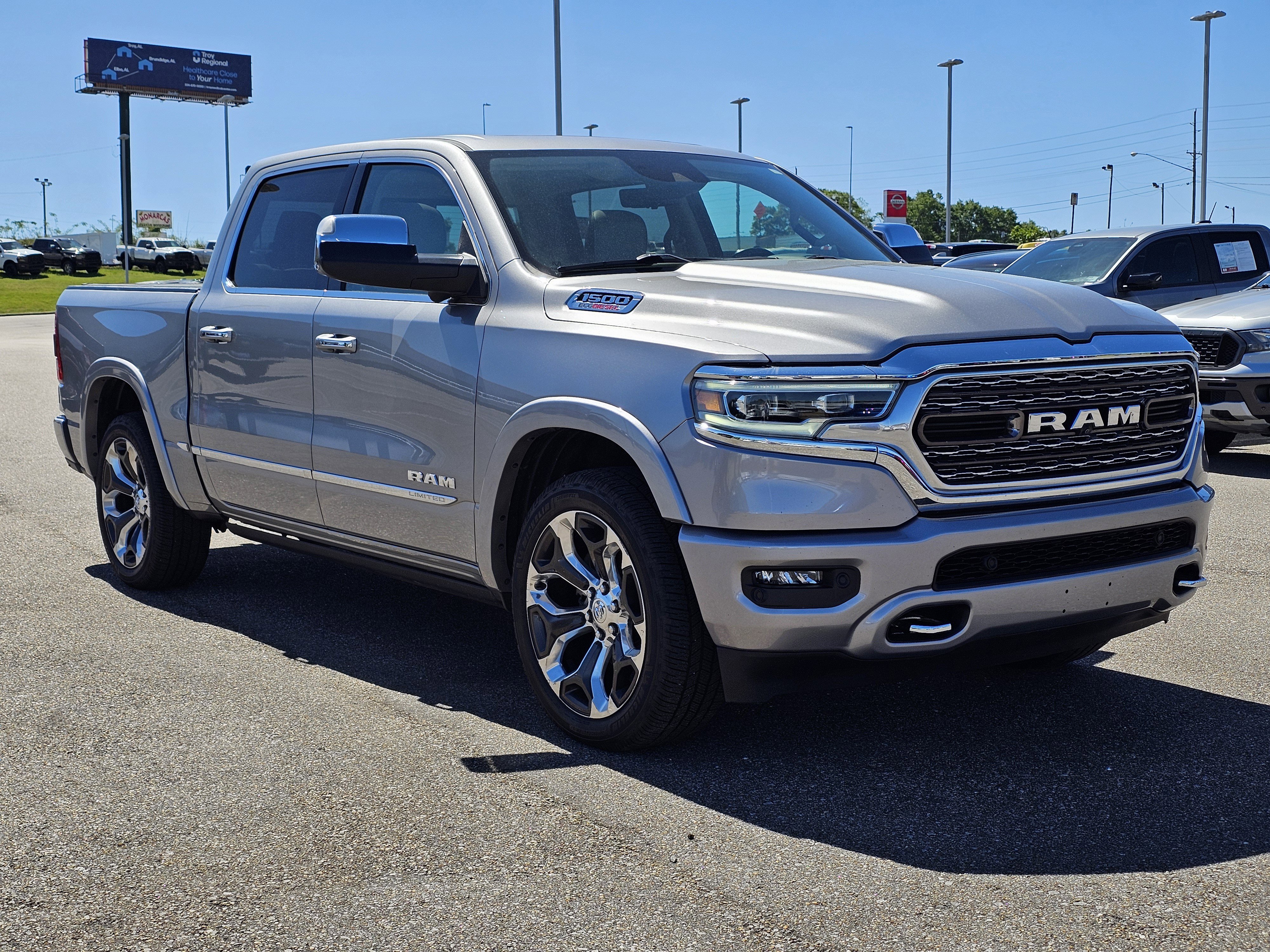 Used 2022 RAM 1500 Limited AWD/4WD image 5