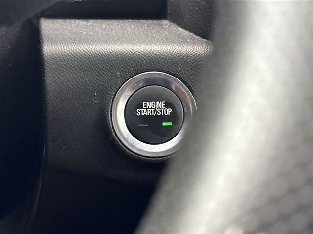 Certified 2023 GMC Terrain SLE w/ Driver Convenience Package AWD/4WD image 16
