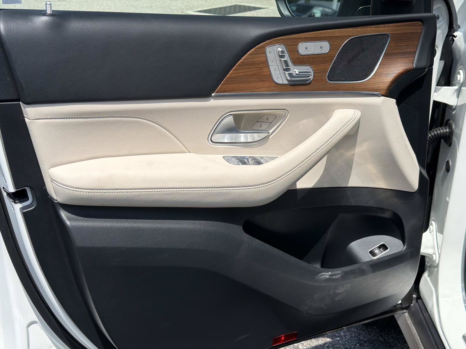 Certified 2025 Mercedes-Benz GLE 350 4MATIC image 15