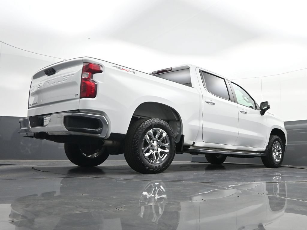 Used 2022 Chevrolet Silverado 1500 LT AWD/4WD image 35