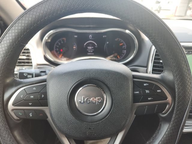 Used 2018 Jeep Grand Cherokee Altitude RWD image 37