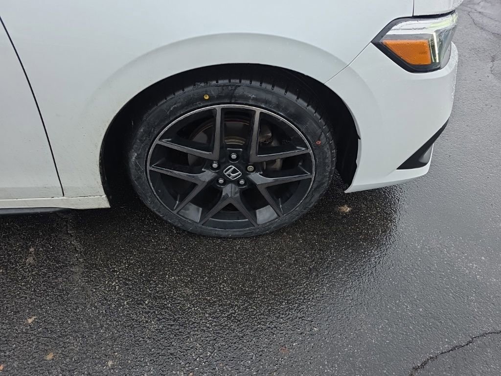 Used 2022 Honda Civic Sport Touring image 9