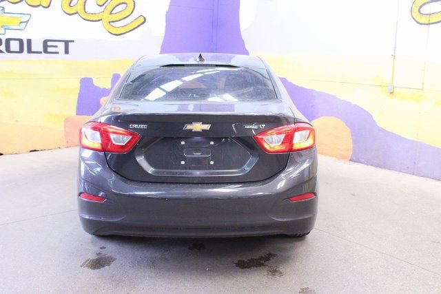 Used 2016 Chevrolet Cruze LT image 7
