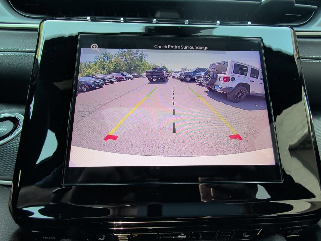 Used 2023 Jeep Grand Cherokee L Laredo AWD/4WD image 22