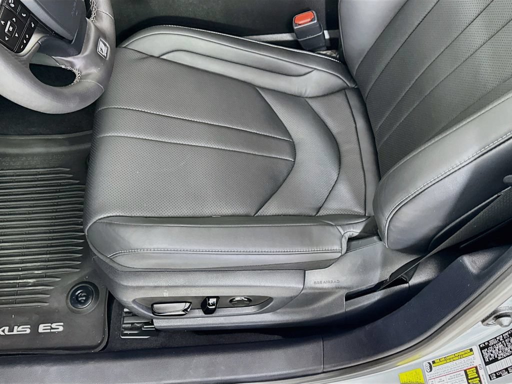 Certified 2024 Lexus ES 350 F Sport w/ Accessory Package (Z2) FWD image 20