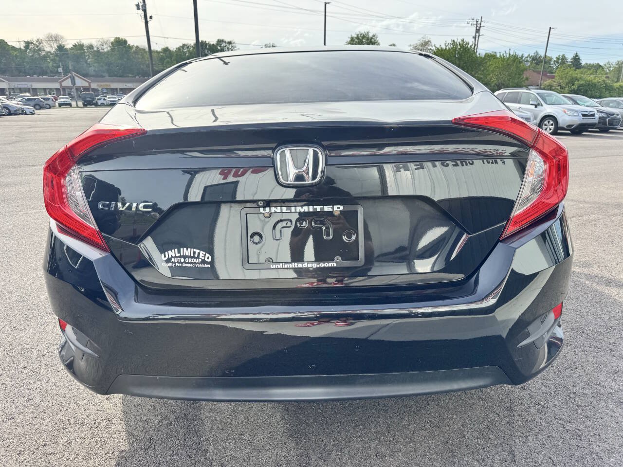 Used 2018 Honda Civic LX image 9