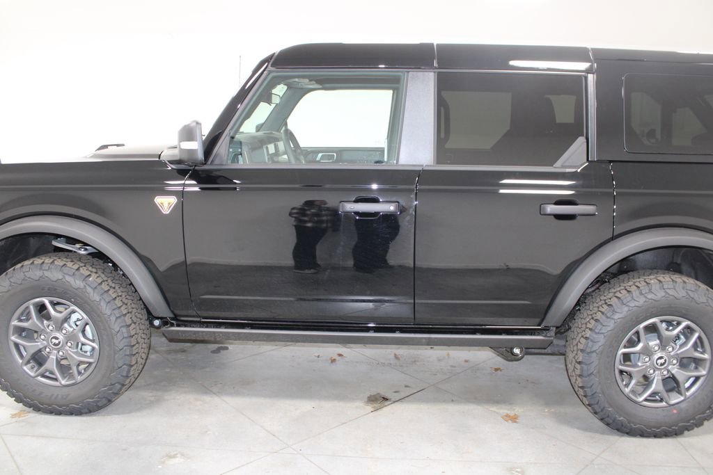 New 2025 Ford Bronco Badlands image 5