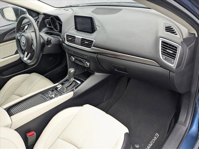 Used 2017 MAZDA MAZDA3 Grand Touring image 18