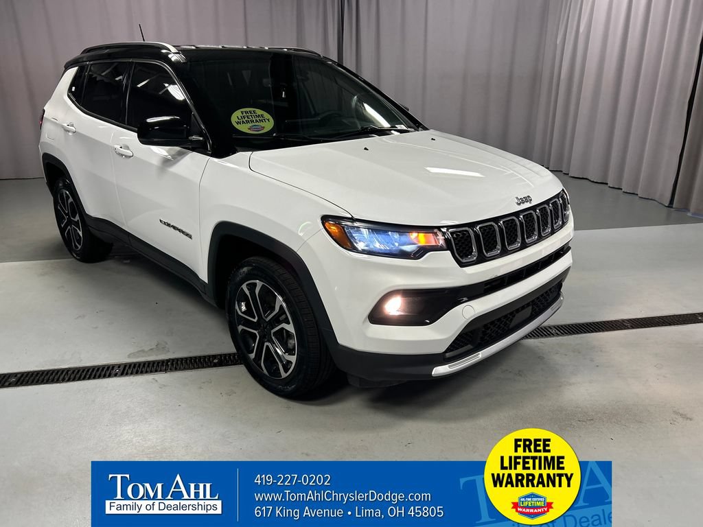 Used 2023 Jeep Compass Limited AWD/4WD image 1