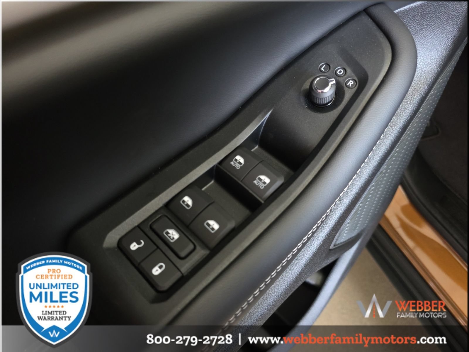 New 2026 Jeep Grand Cherokee Limited w/ Limited Altitude Package AWD/4WD image 14