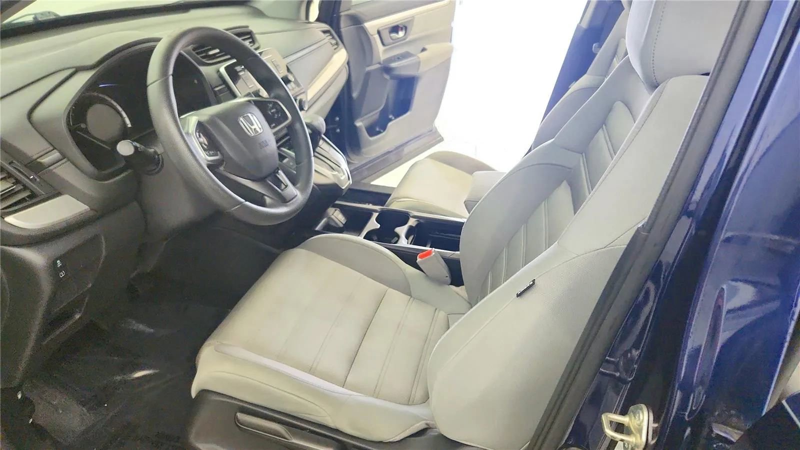 Used 2019 Honda CR-V LX image 21