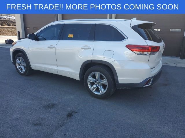 Used 2019 Toyota Highlander Limited image 4