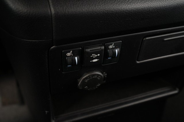 Used 2020 Toyota Sienna SE FWD image 50