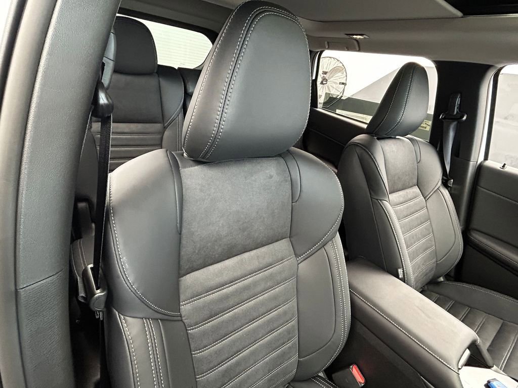 New 2026 Mitsubishi Outlander Trail Edition image 43