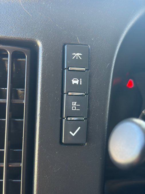 Used 2021 Chevrolet Express 3500 w/ Driver Convenience Package image 30