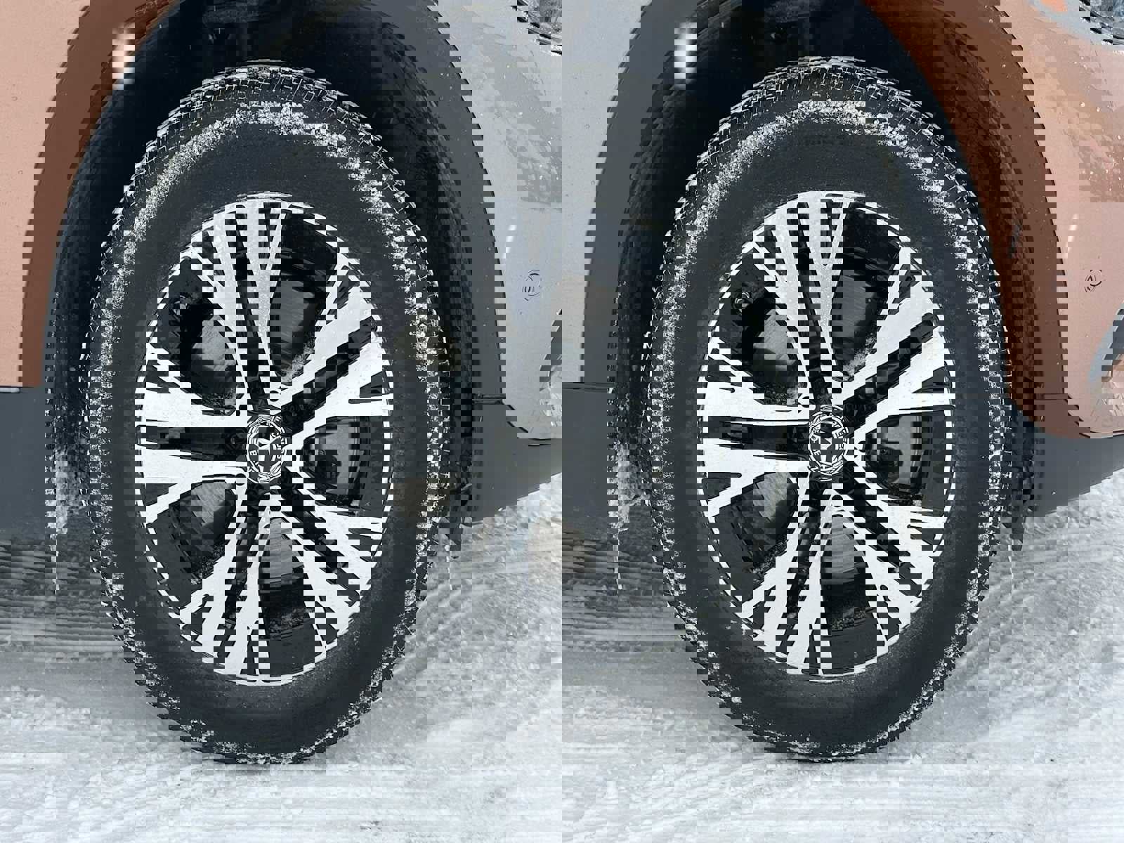 Used 2024 Mercedes-Benz GLA 250 GLA 250 image 9