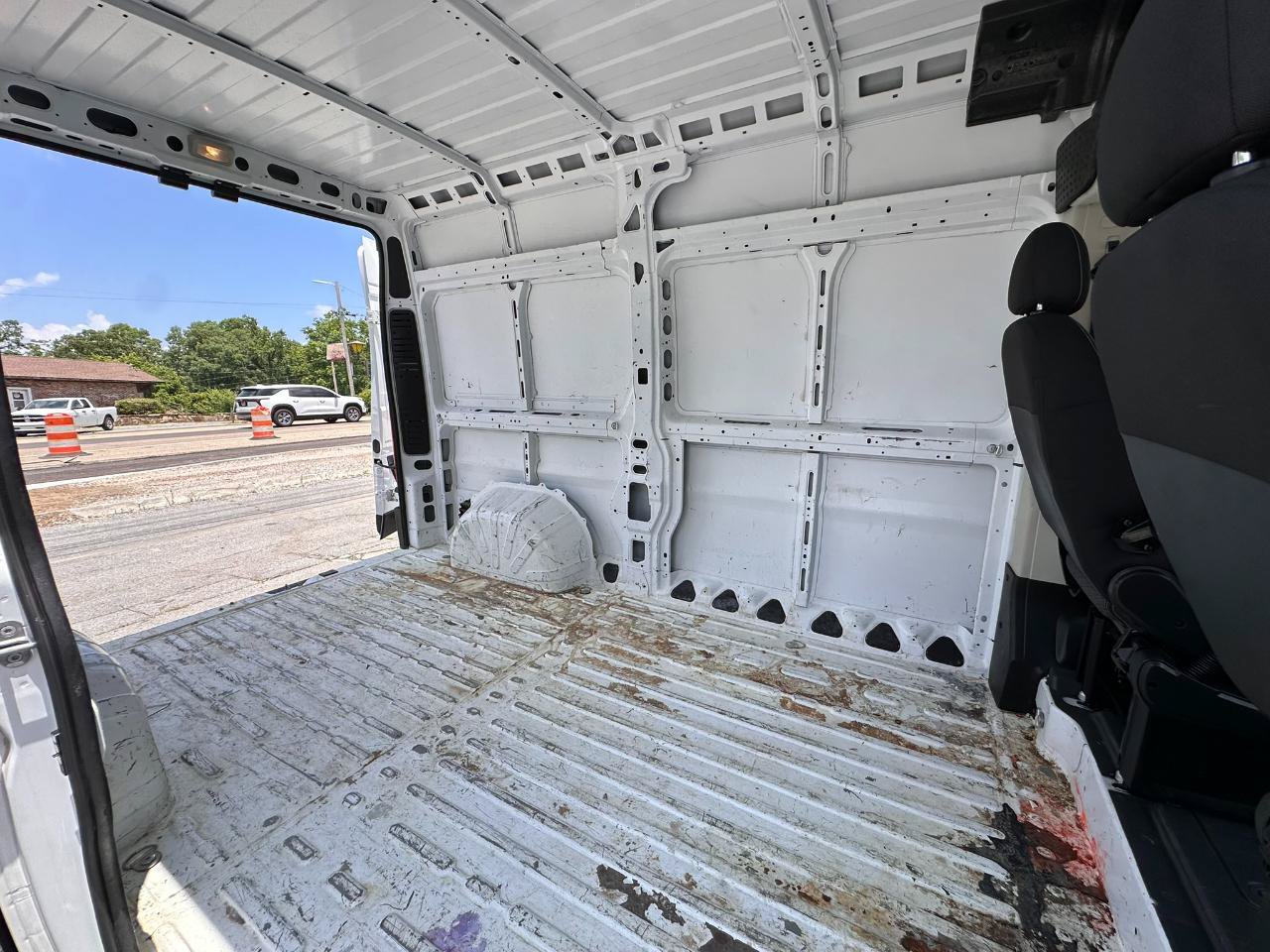 Used 2021 RAM ProMaster 1500 w/ Convenience Group FWD image 14