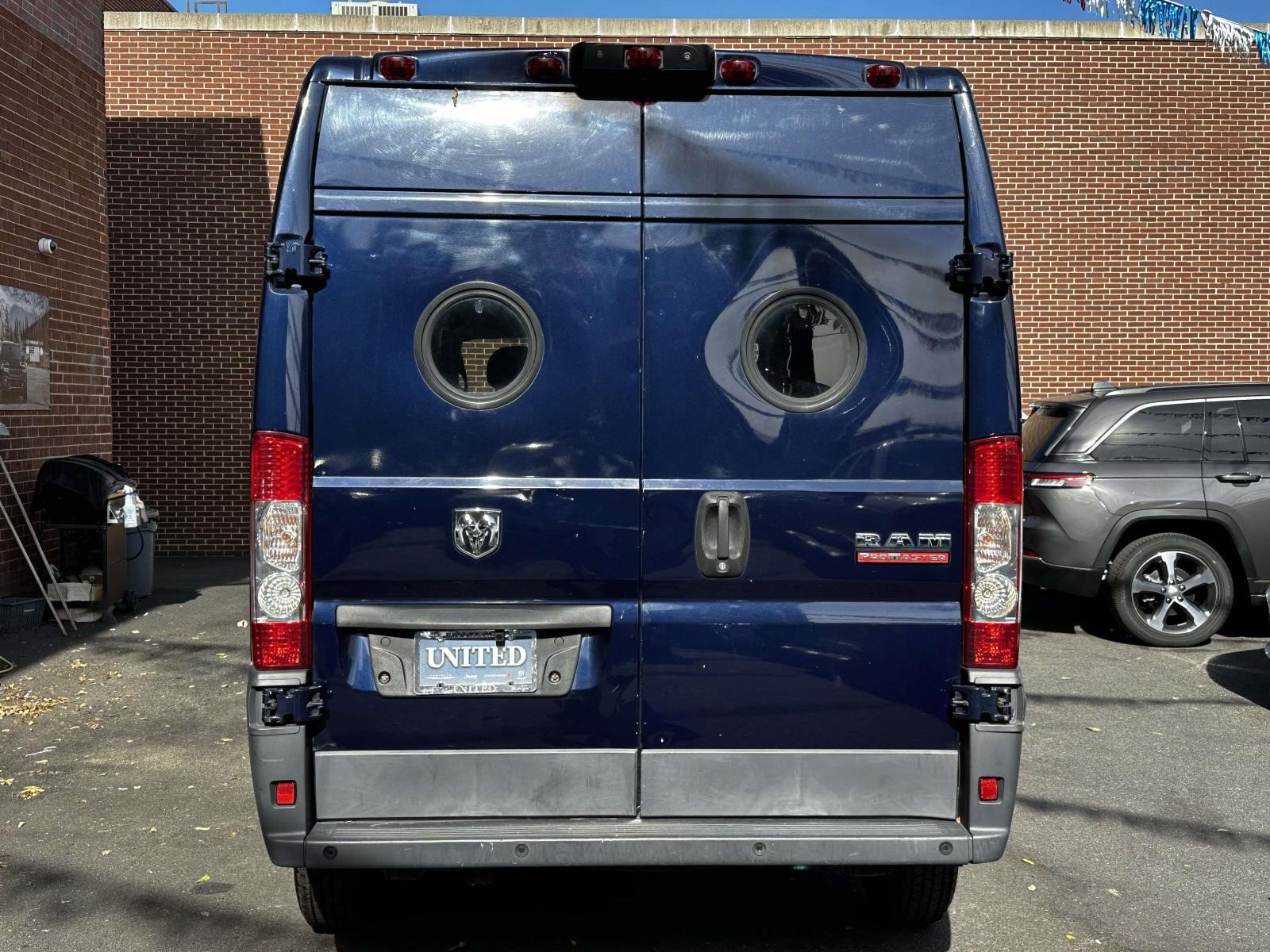 Used 2018 RAM ProMaster 2500 FWD image 4