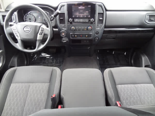 Used 2023 Nissan Titan SV AWD/4WD image 9