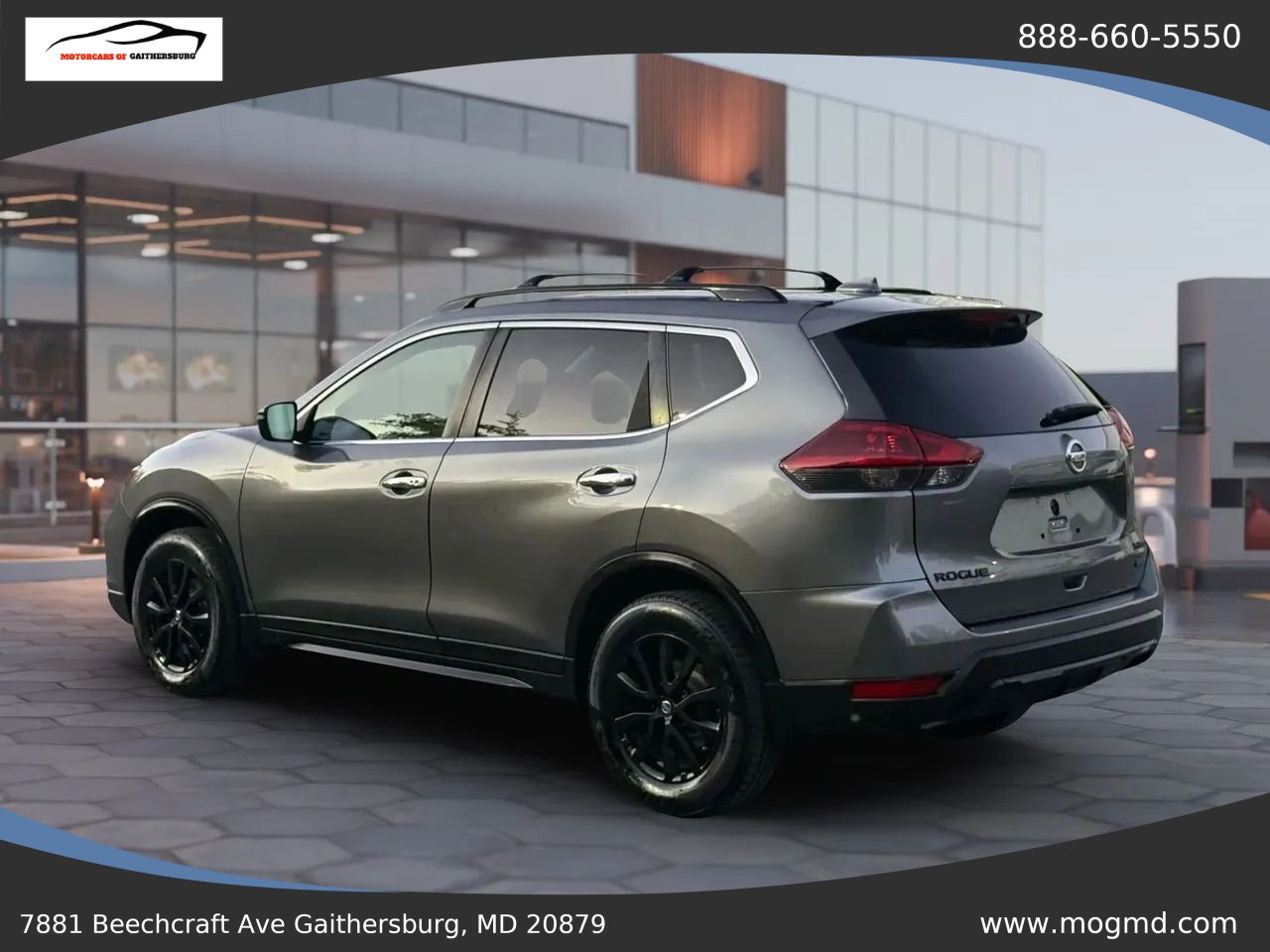 Used 2018 Nissan Rogue SV AWD/4WD image 7