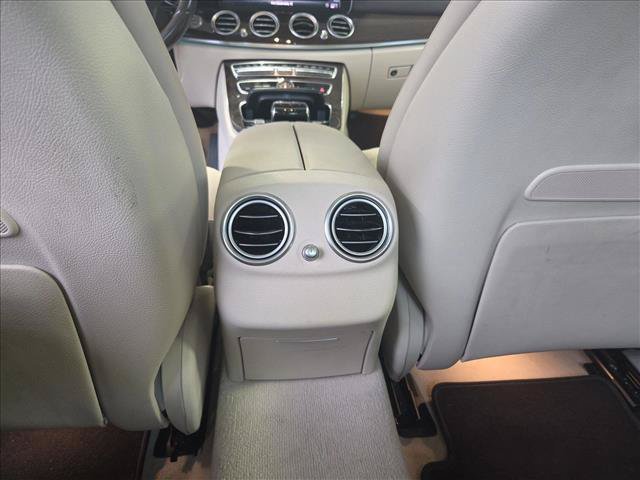 Used 2019 Mercedes-Benz E 300 image 15