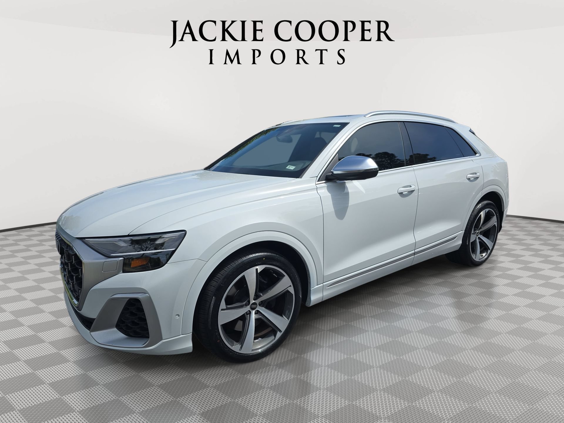 Used 2024 Audi SQ8 Premium Plus AWD/4WD image 1