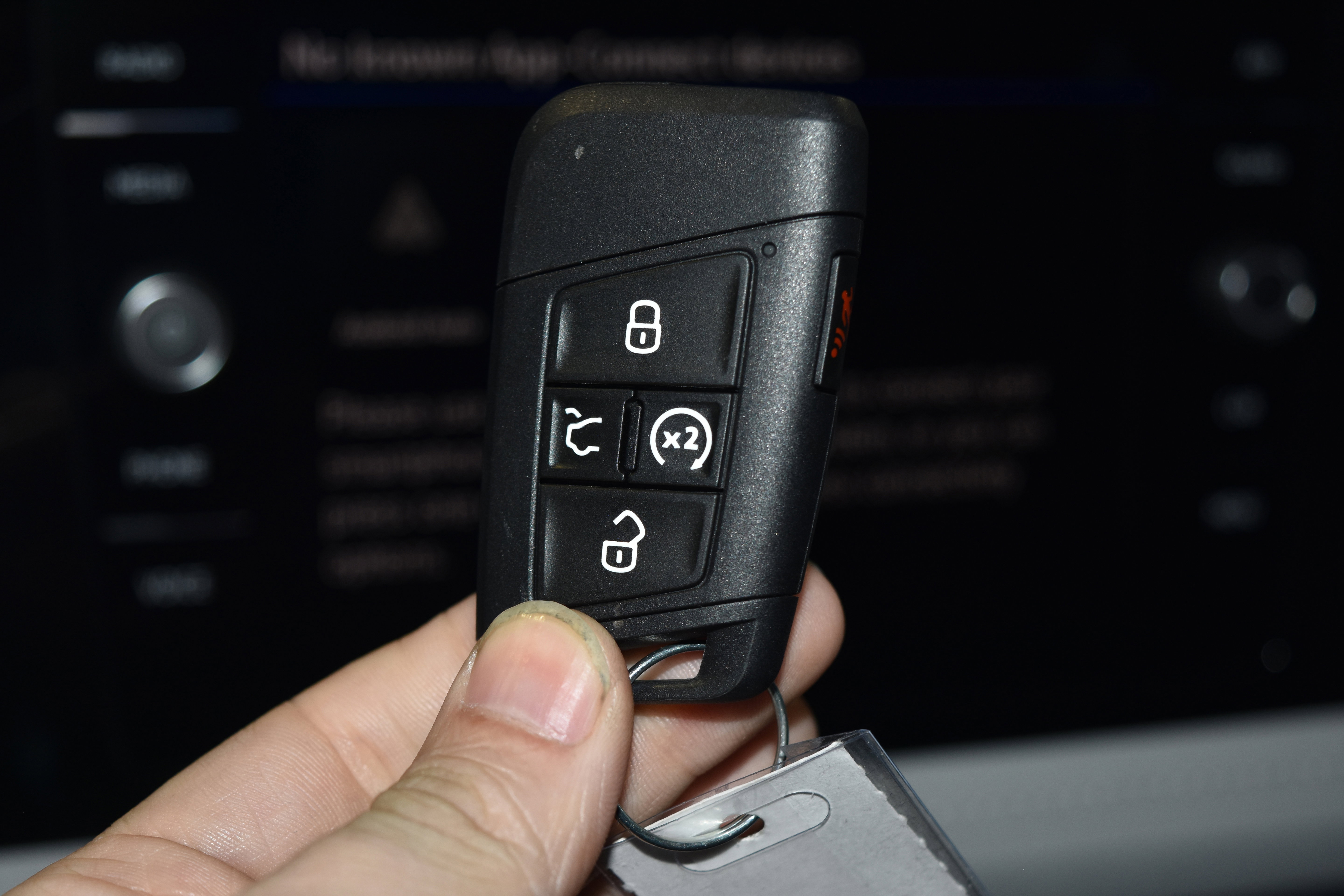 New 2025 Volkswagen Taos SE image 14