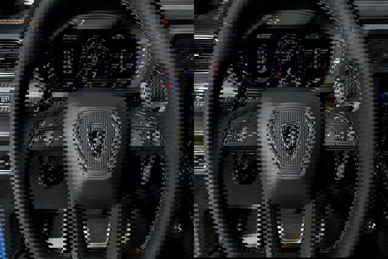 Used 2024 Lamborghini Urus Performante image 31