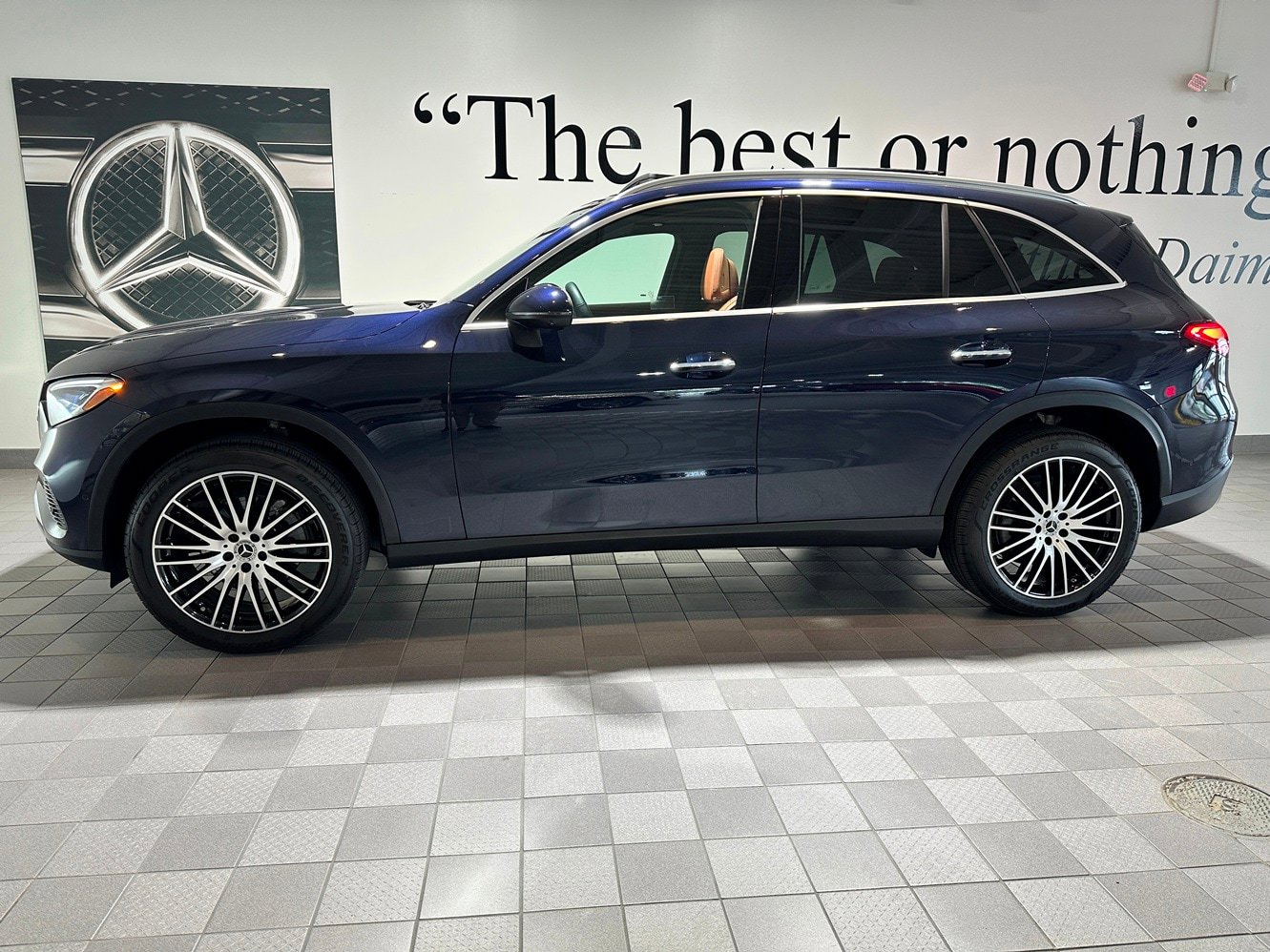 Certified 2024 Mercedes-Benz GLC 300 4MATIC image 7
