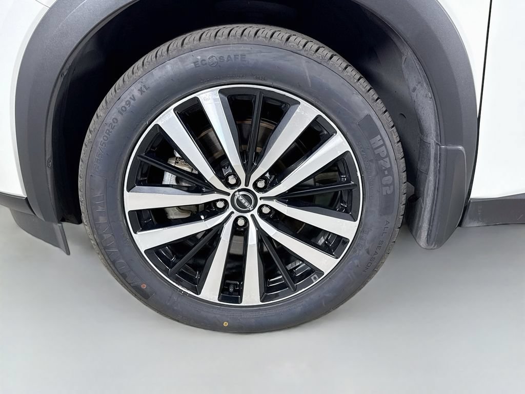 Used 2023 Nissan Pathfinder Platinum AWD/4WD image 37