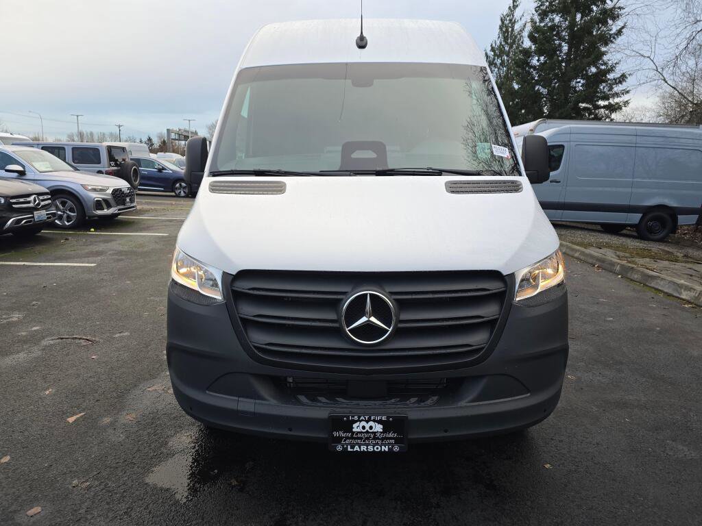 New 2025 Mercedes-Benz Sprinter 2500 image 9