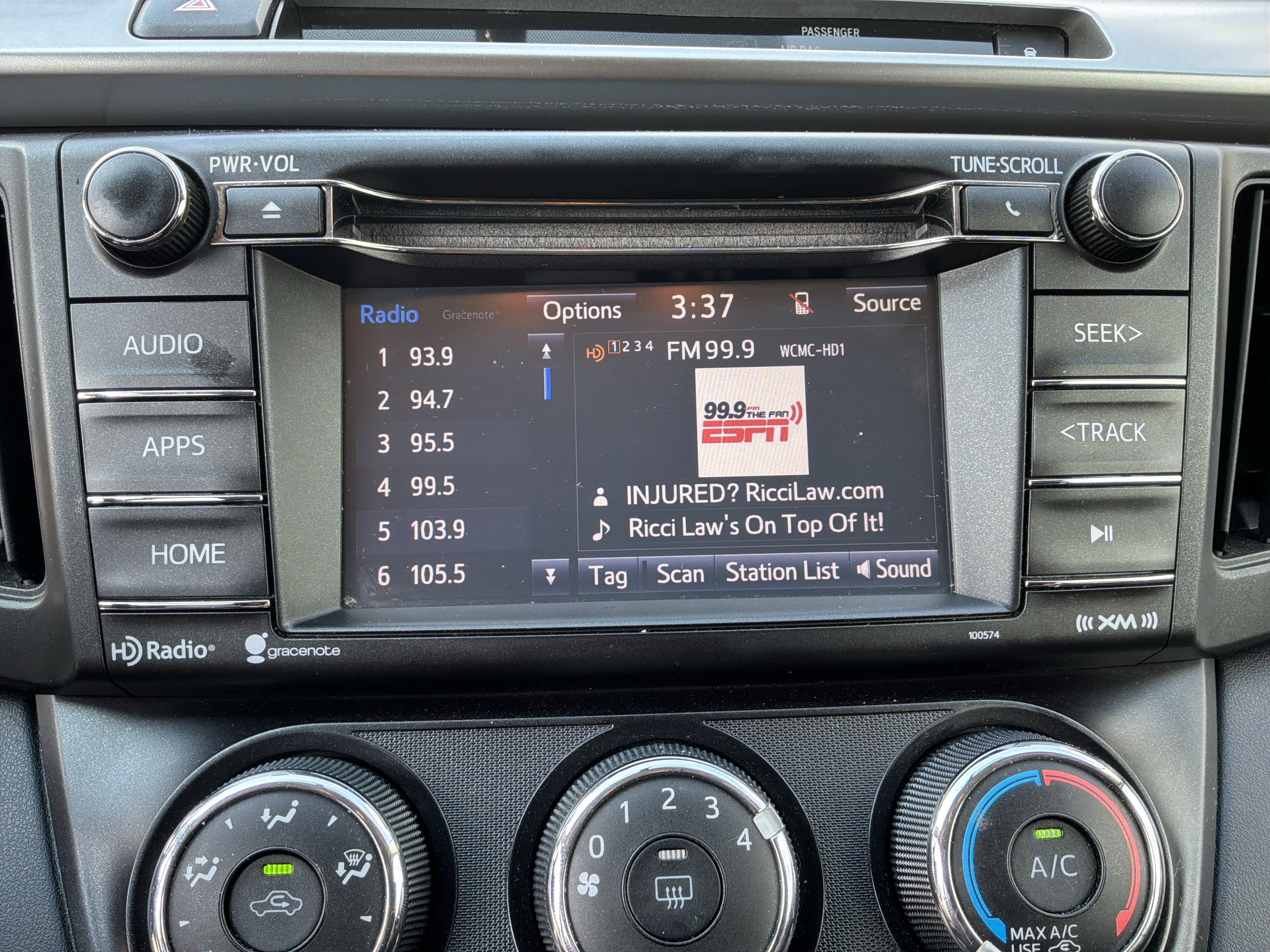Used 2016 Toyota RAV4 LE AWD/4WD image 23