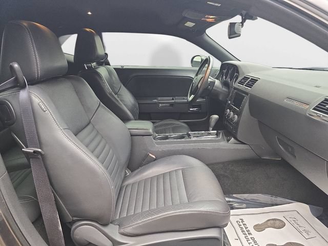 Used 2013 Dodge Challenger SXT Plus RWD image 37