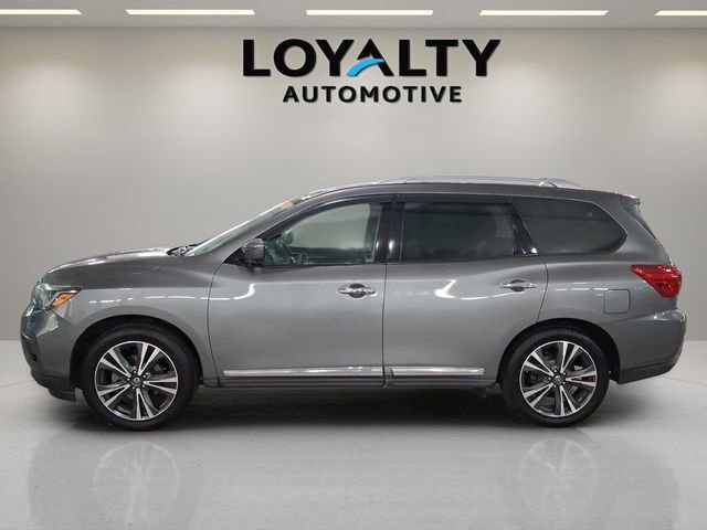Used 2020 Nissan Pathfinder Platinum FWD image 2