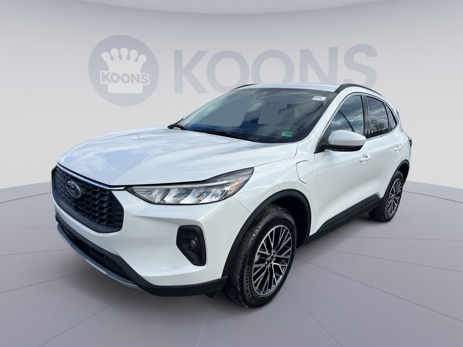 Certified 2025 Ford Escape SE