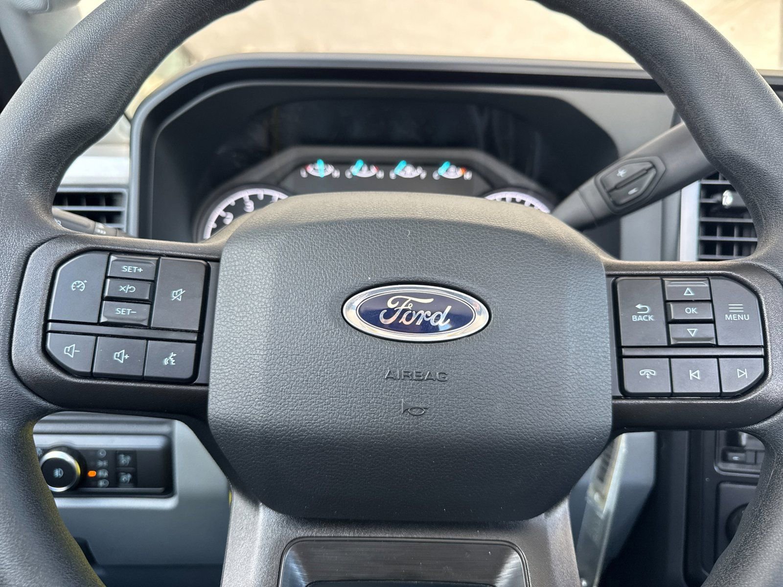 New 2026 Ford F250 XL w/ XL Chrome Package image 21