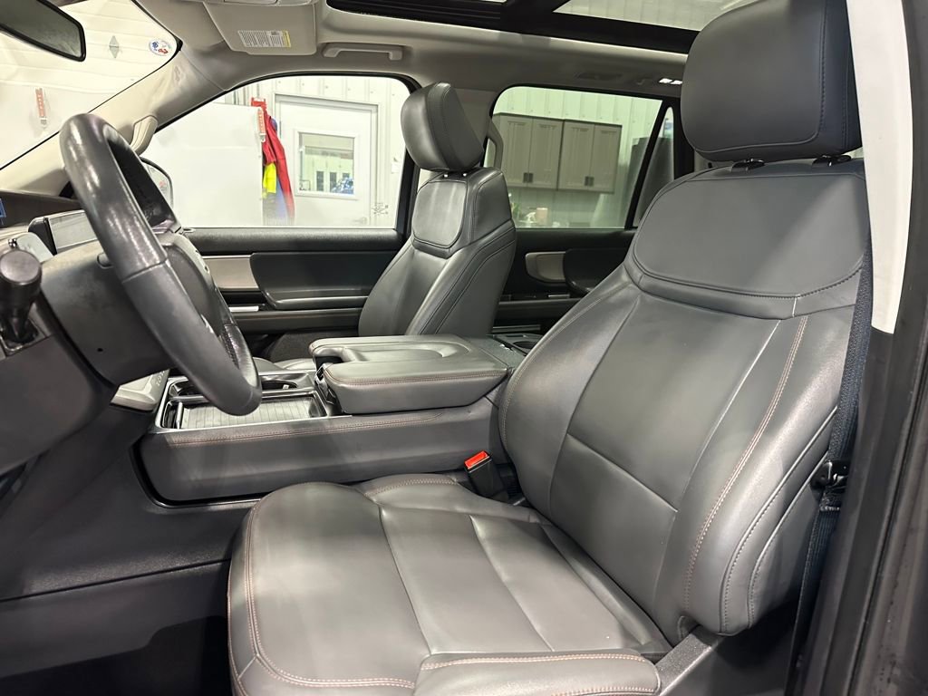 Used 2025 Ford Expedition Max Active image 14