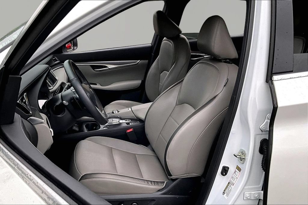 Used 2023 INFINITI QX50 Luxe FWD image 18
