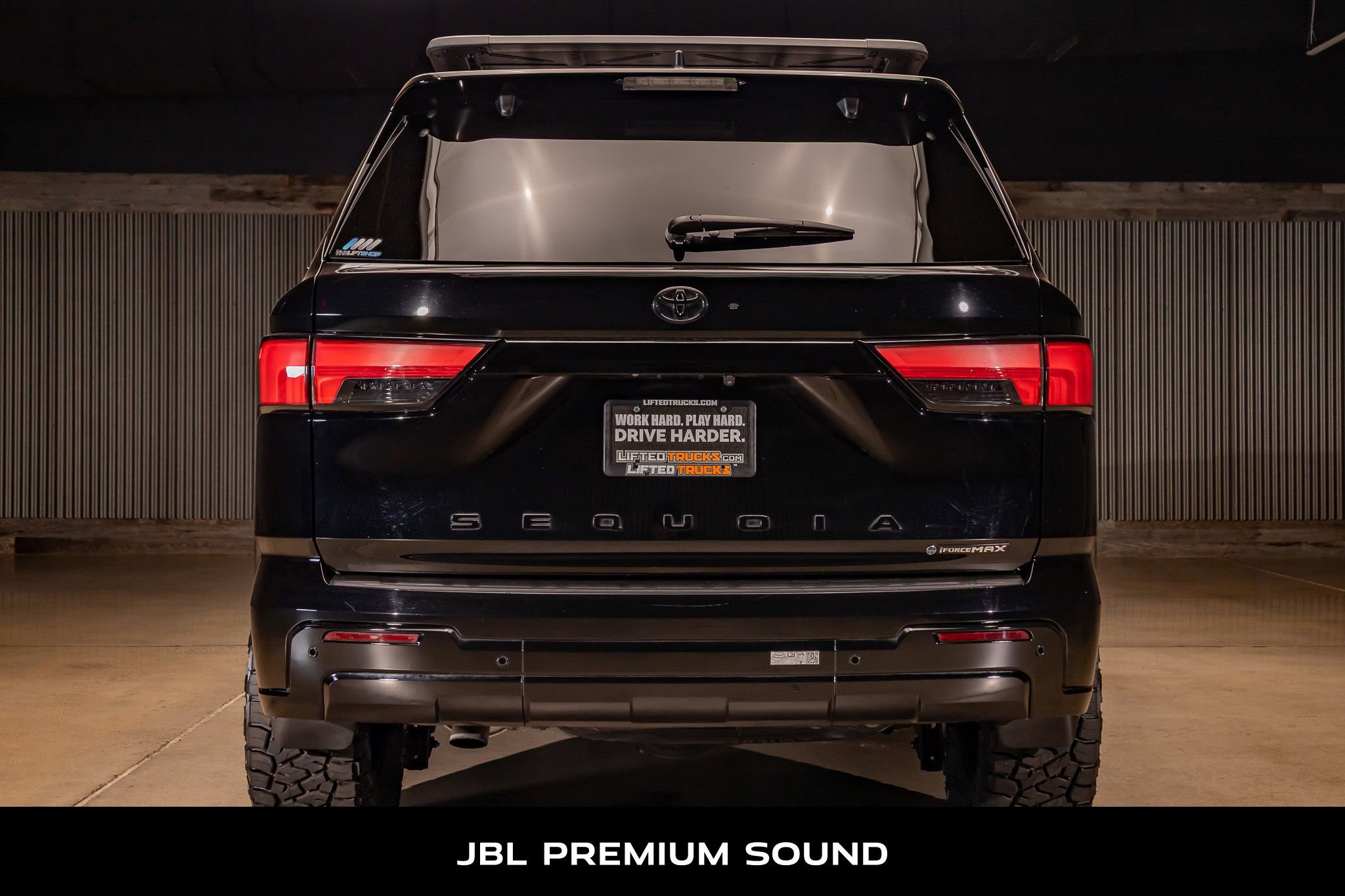 Used 2025 Toyota Sequoia Platinum w/ TRD Off-Road Package image 7