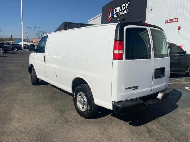 Used 2014 Chevrolet Express 2500 image 7